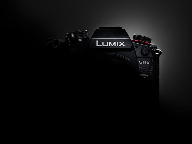 Panasonic develops the LUMIX GH6 Micro Four Thirds Mirrorless Camera